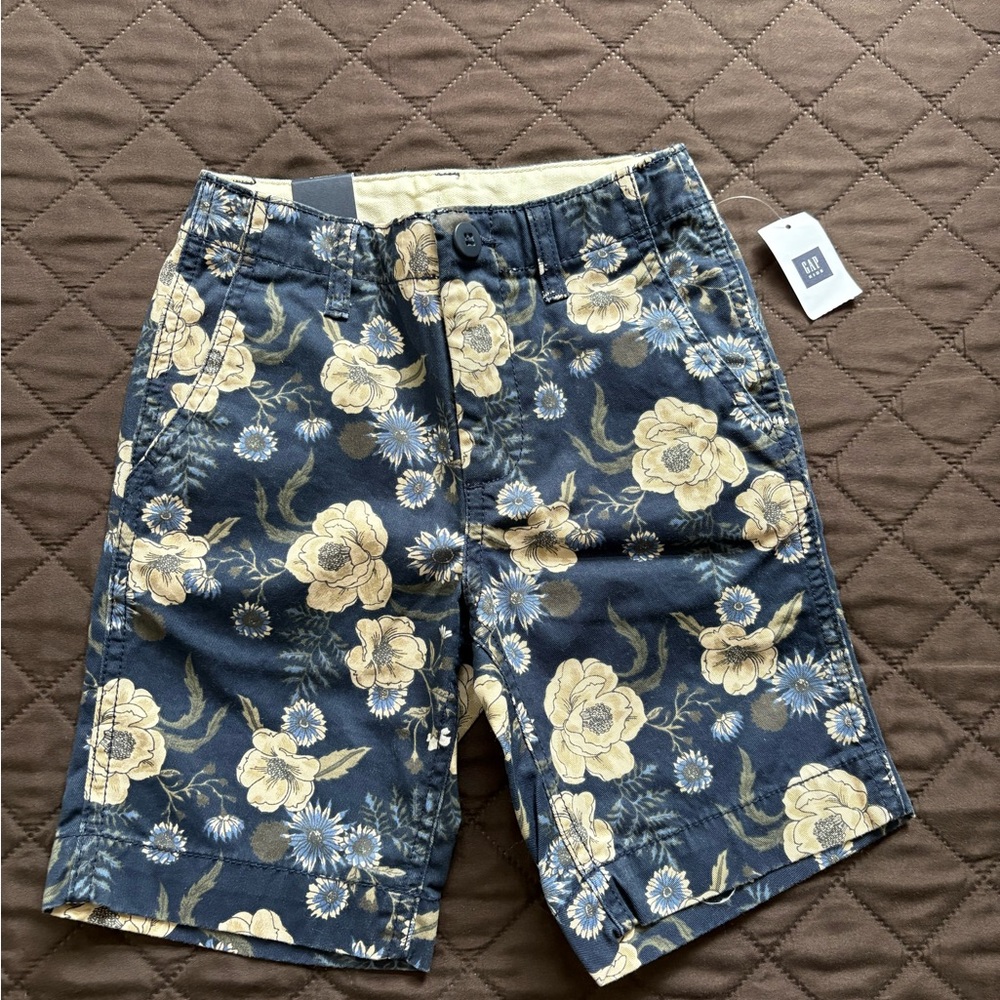 GAP Kids Blue and Cream Floral Chino Shorts Size 5